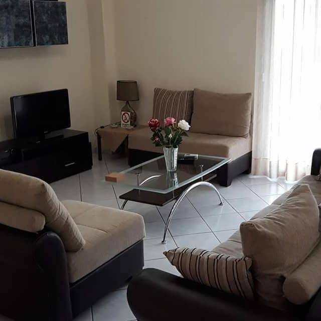 Stathoris Deluxe Apartment เนอาเปรามอส ภายนอก รูปภาพ